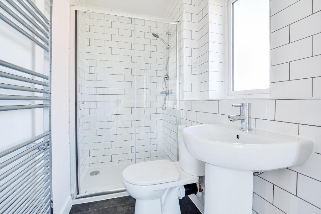 House in Sheffield, Wybourn - View 5