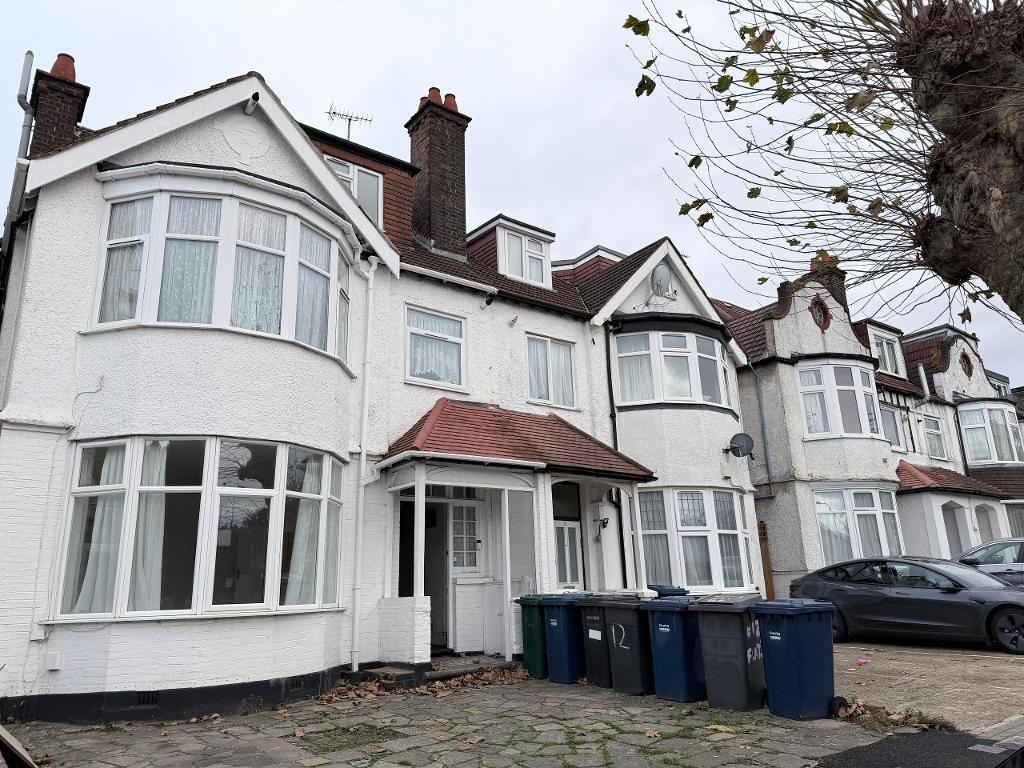 Main image of property: The Drive, Golders Green, London, NW11 9SR