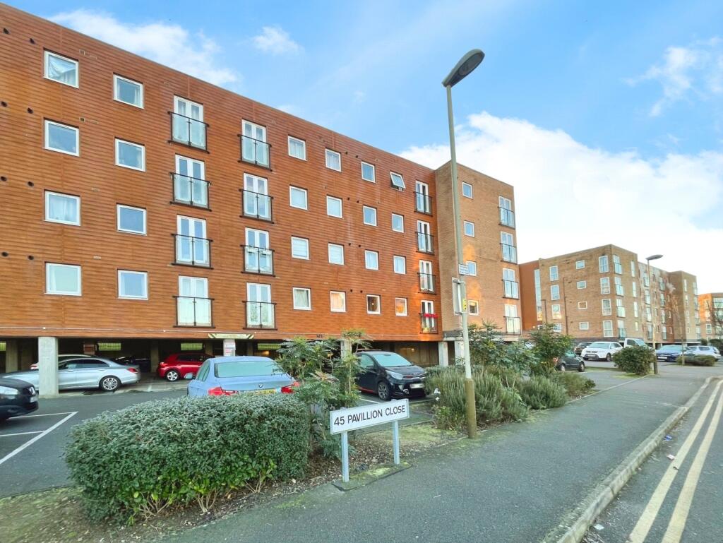 Main image of property: Pavilion Close, Leicester, LE2