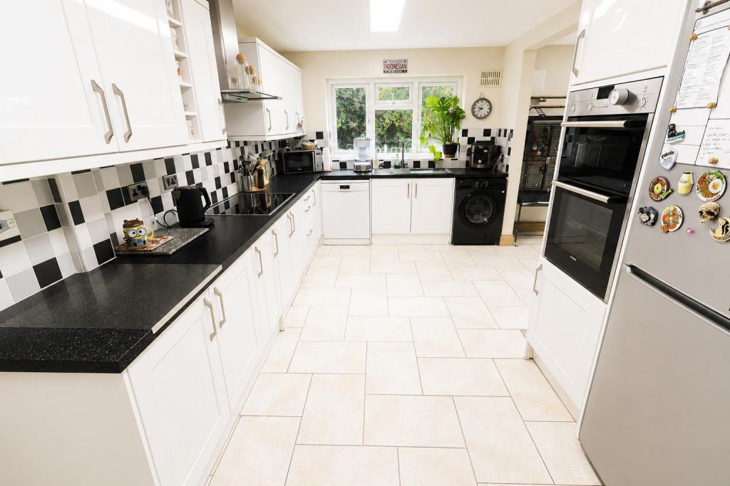 House in Llandudno, Acton - View 5