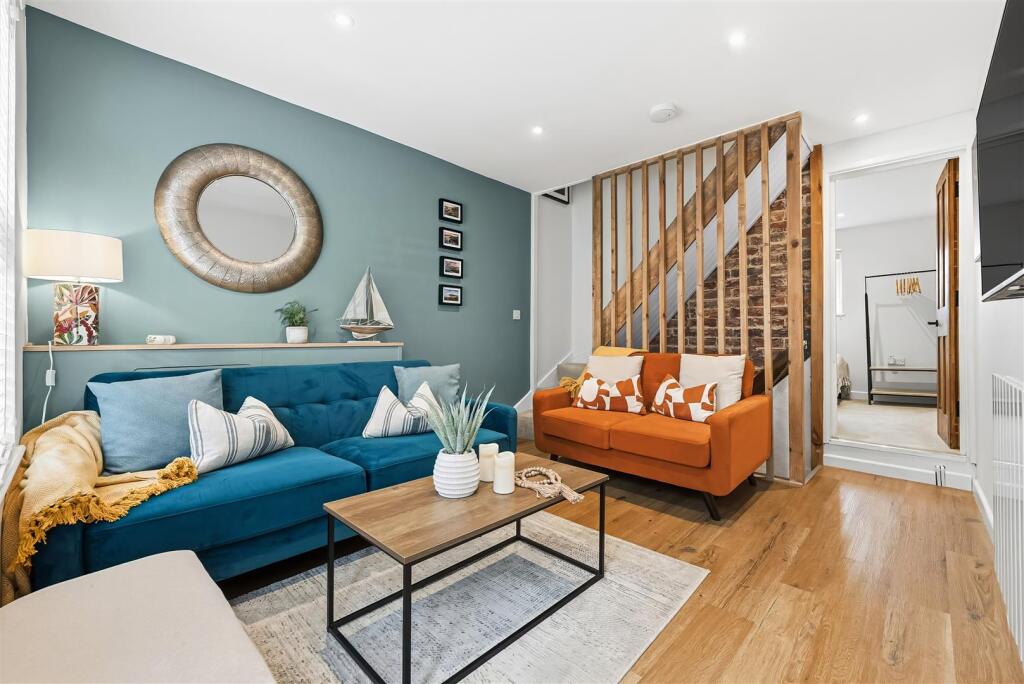 Main image of property: Cowes, Isle of Wight