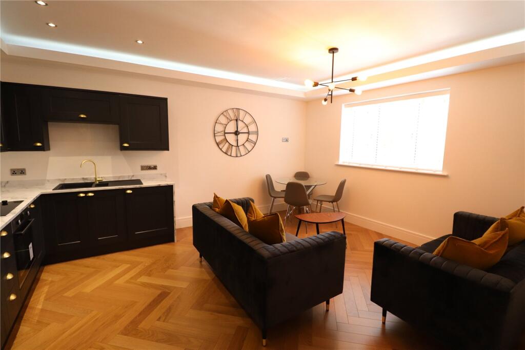 Apartment in Liverpool - View 4