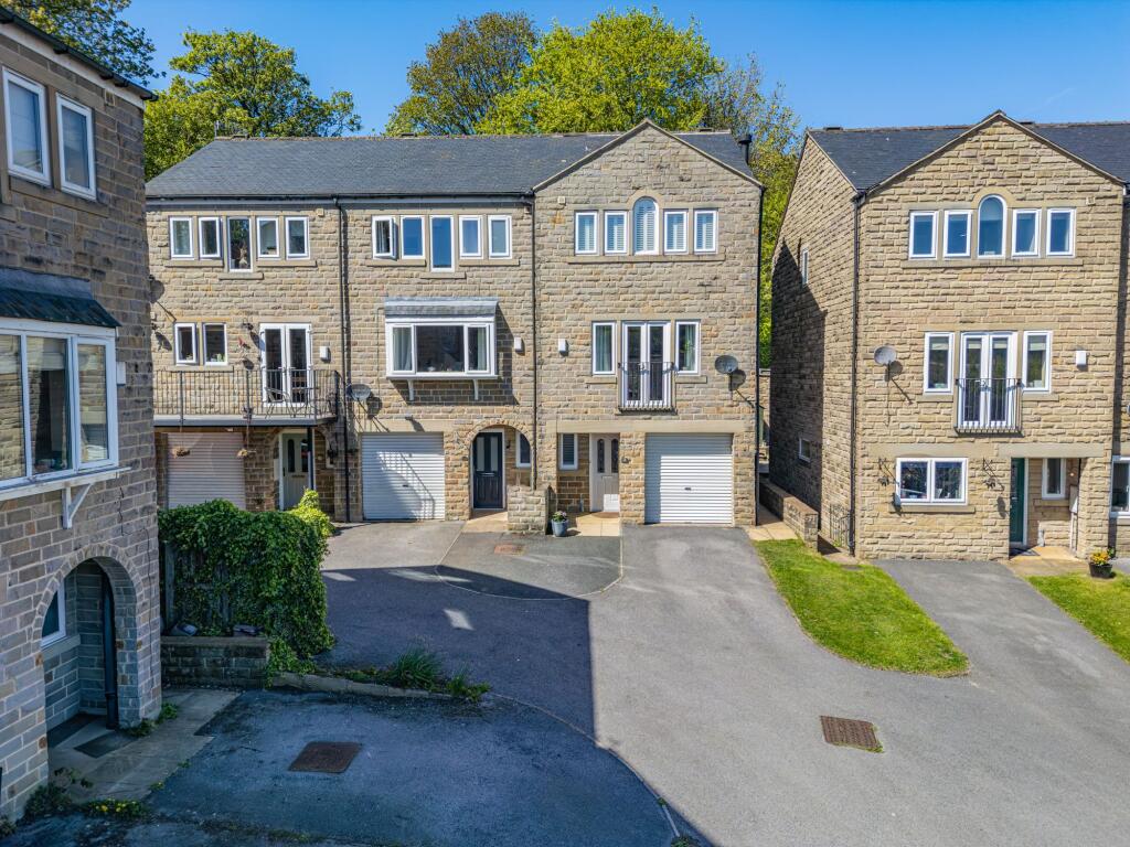 Main image of property: Buckstones Close, Holywell Green, HX4