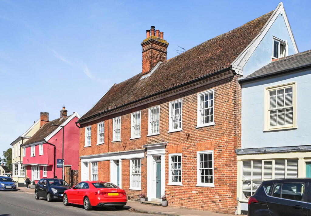 Main image of property: 102, High Street, Hadleigh