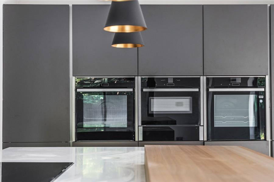 House in Woking, Surrey - More