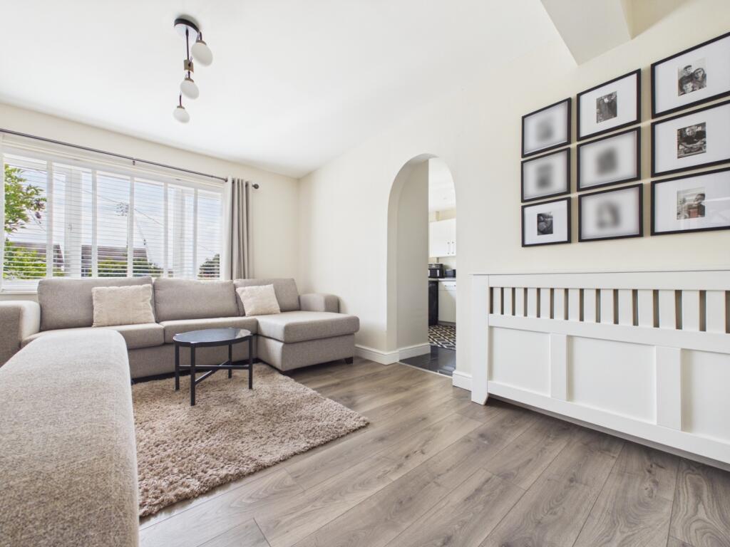 House in Stoke-on-Trent - More