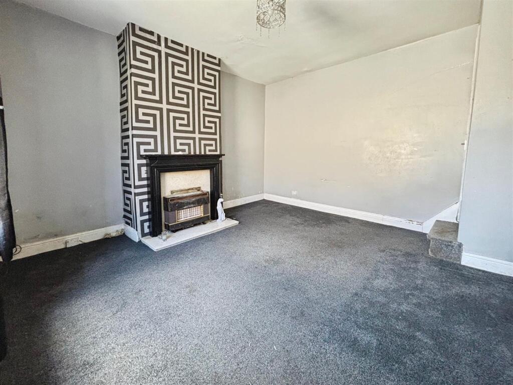 House in Bradford, Trident - View 3