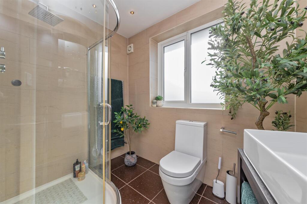 Additional image 20 of Selwyn Crescent, Ellenbrook