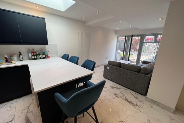 House in Cardiff, Maindy, Cathays - View 5