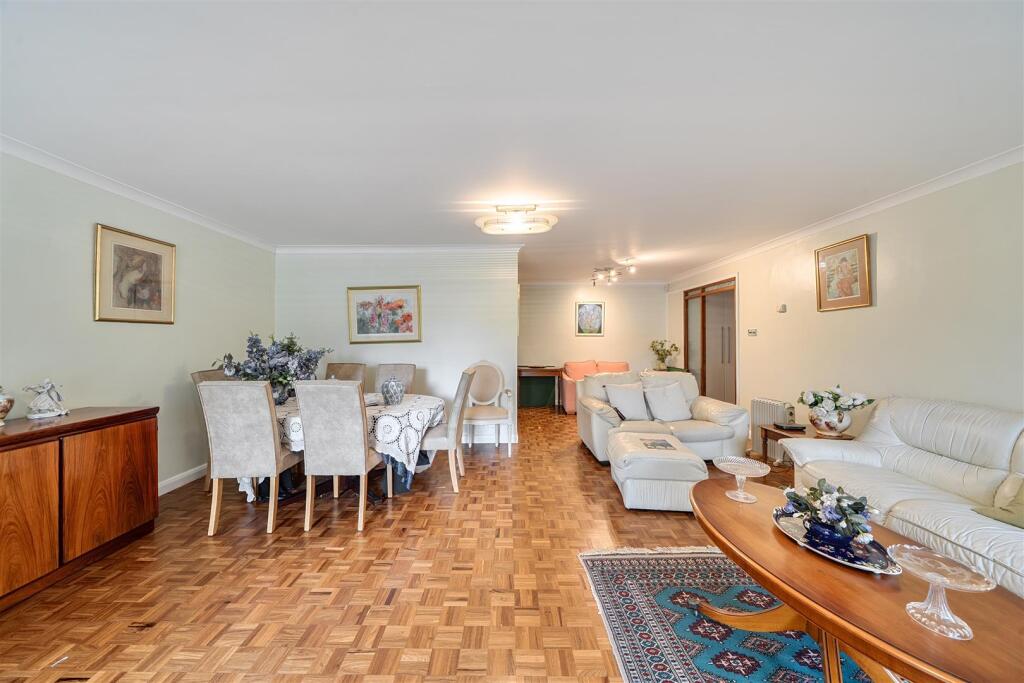 Apartment in Harrow - View 5