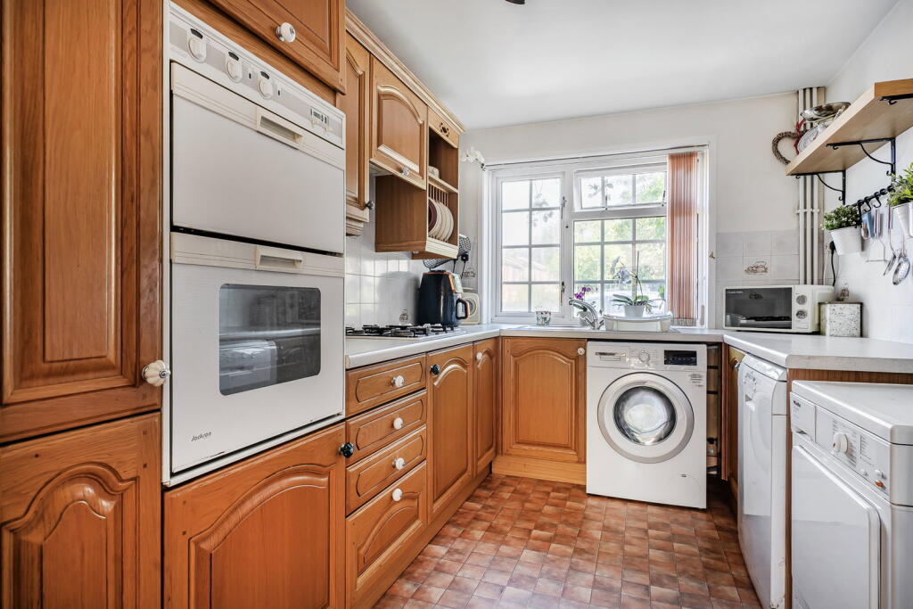 House in Basingstoke and Deane, Basingstoke - View 6