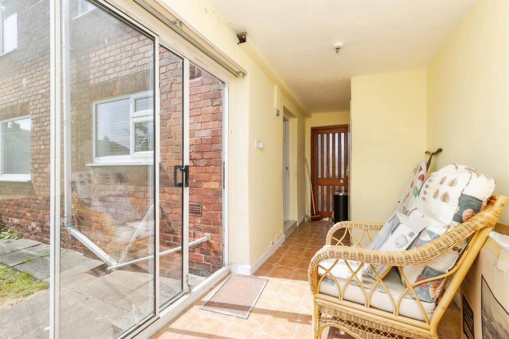 House in Stockton-on-Tees, Hartlepool - More