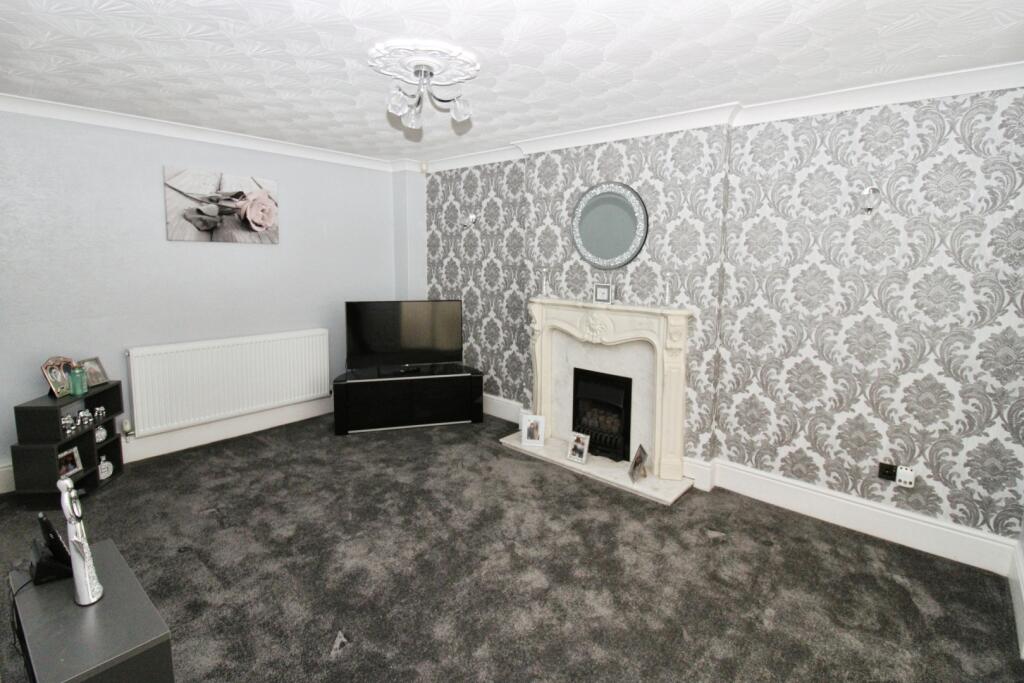 Coleford Grove, Bransholme, Hull photo 2