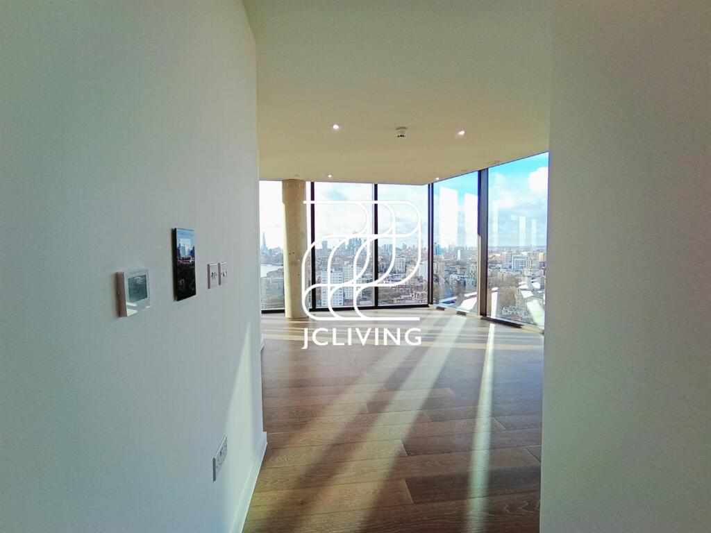 Apartment in London - View 3