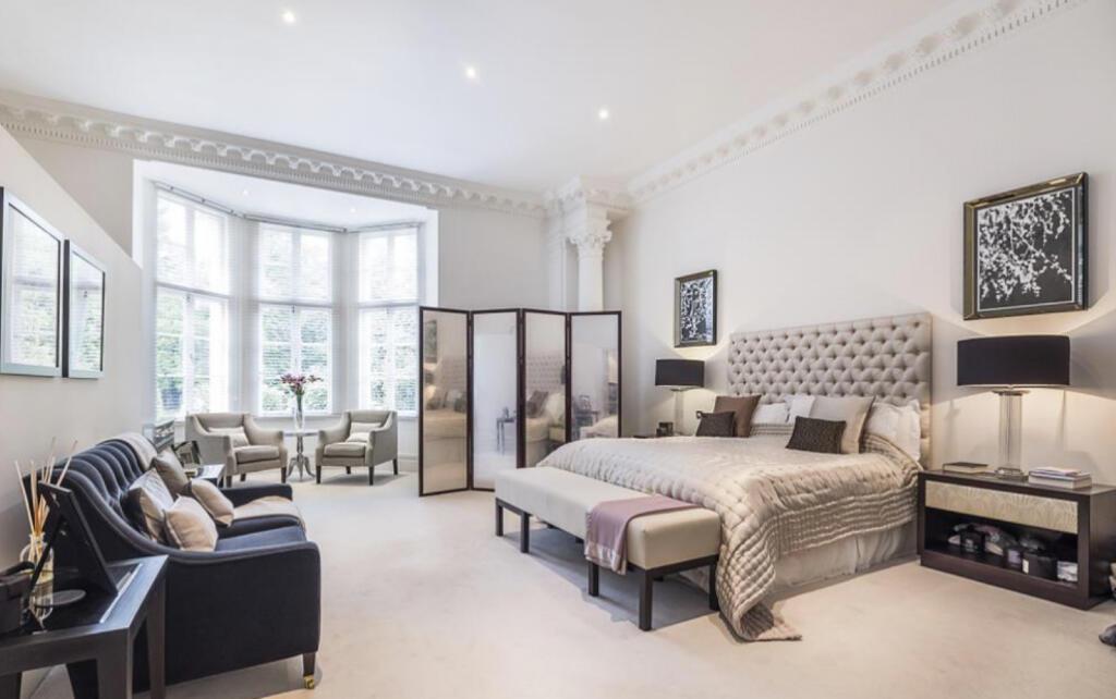 Apartment in London - View 5