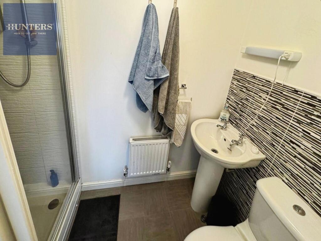 House in Cardiff, Llanharan - More