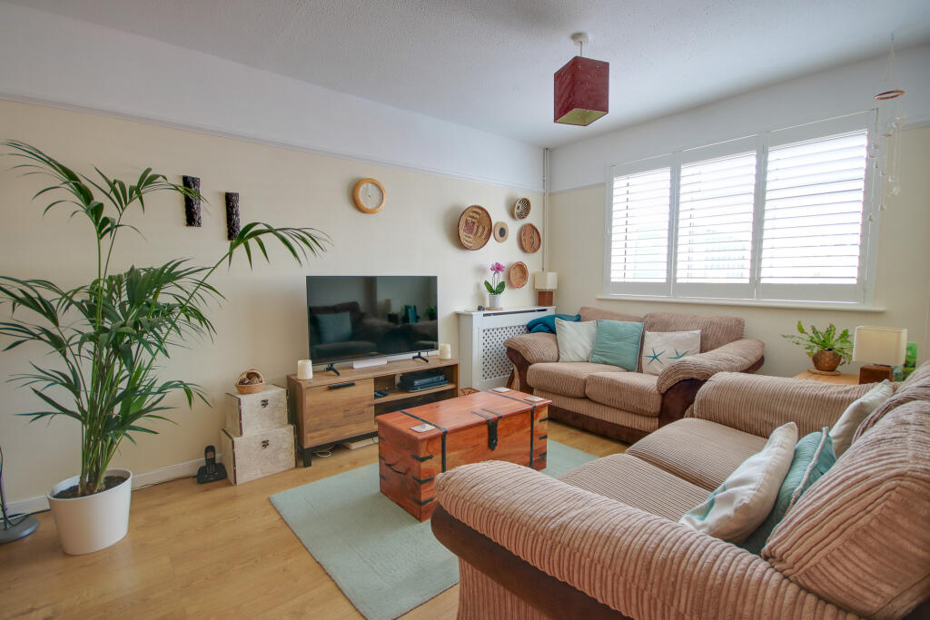 Sholing! Sociable Kitchen/diner! Parking! Four Piece Bathroom! photo 4