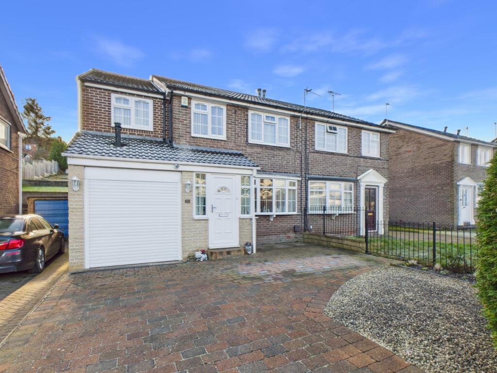 Main image of property: Bexhill Close, Pontefract, West Yorkshire, WF8