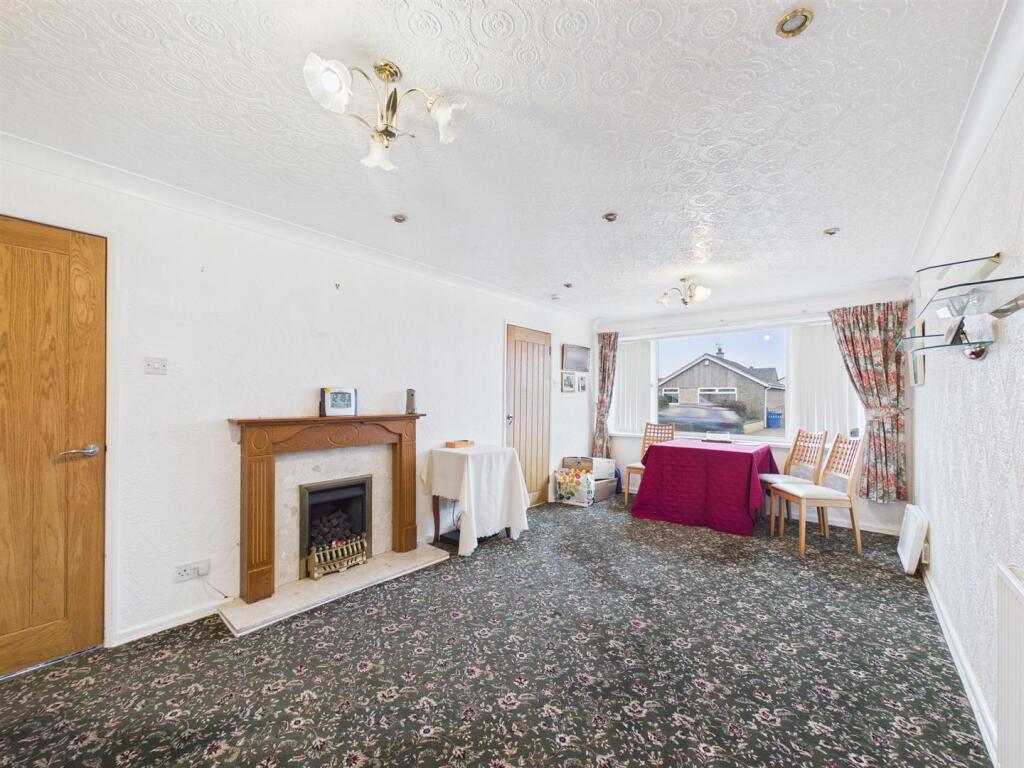Thoresby Avenue, Bridlington photo 3