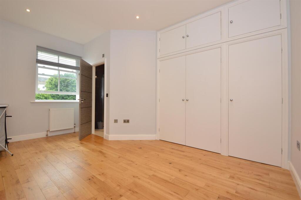 Central Ryde - View 6