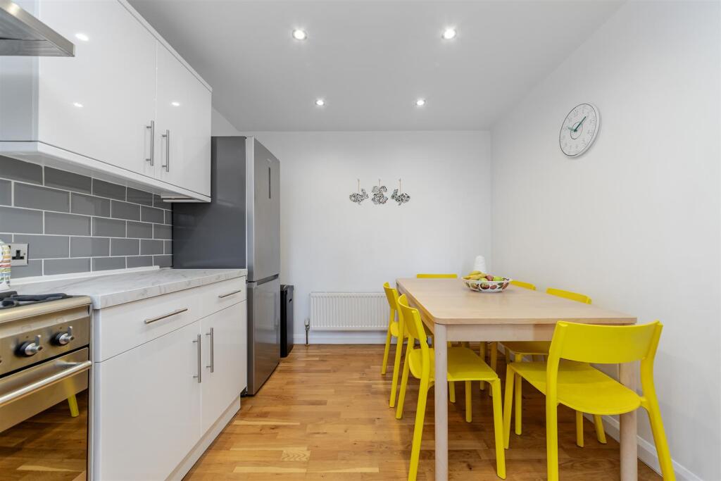 House in St Albans, Amwell, Wheathampstead - View 5