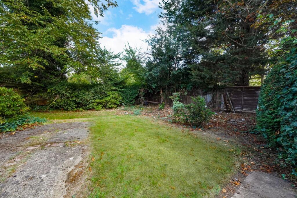 House in London - View 5