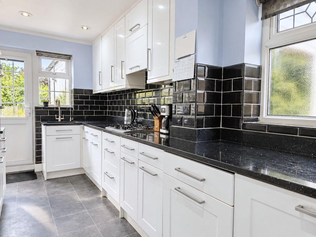 House in Hemel Hempstead, High Wycombe Community Board - View 3