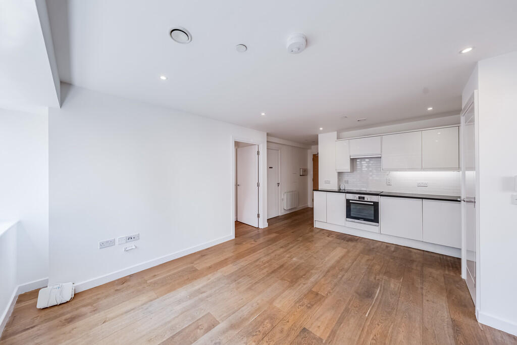 Main image of property: Scarbrook Road, Croydon