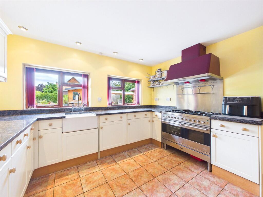 House in Worcester - More