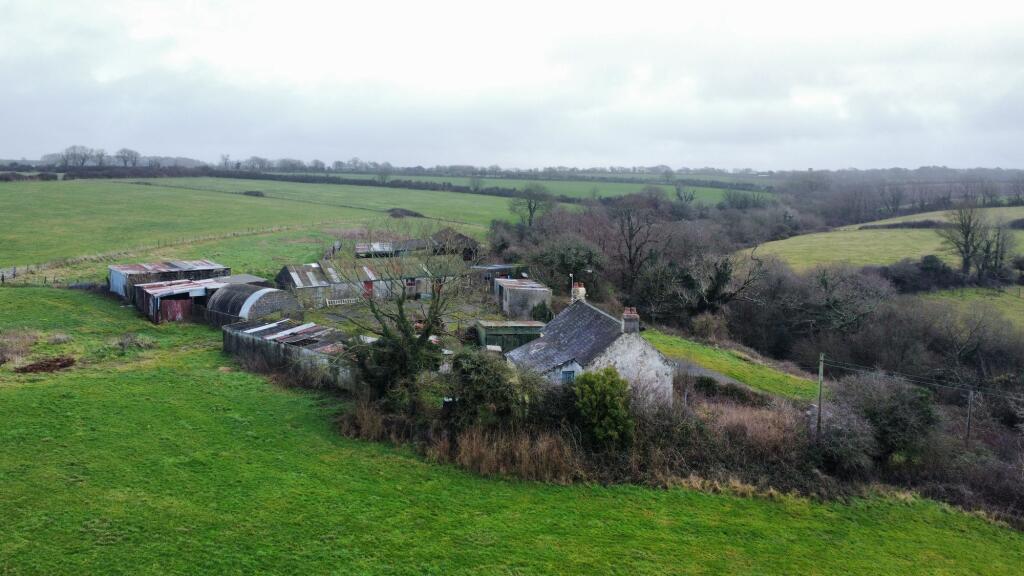 Rickeston, Milford Haven, SA73 photo 3