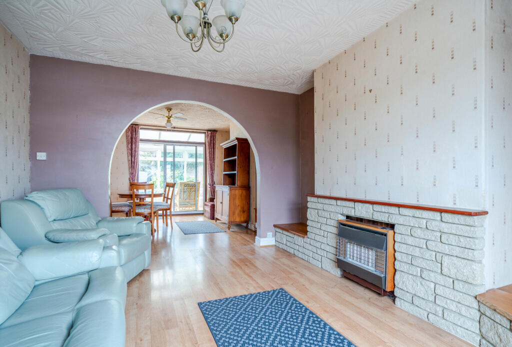 Main image of property: Croomes Hill, Downend, Bristol, BS16