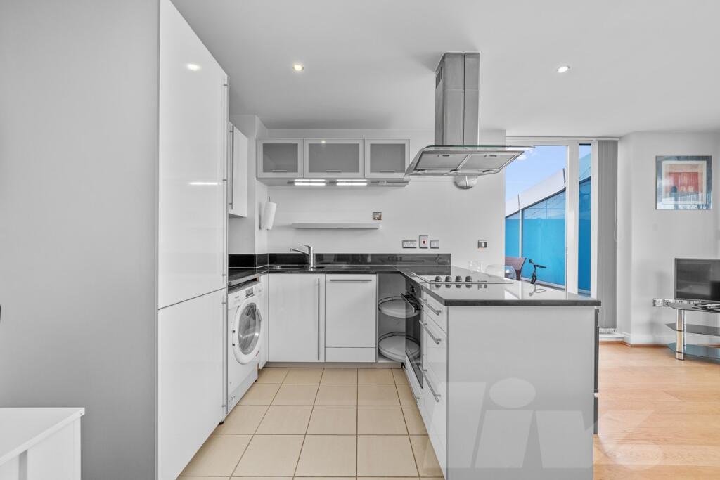 Apartment in London - View 3