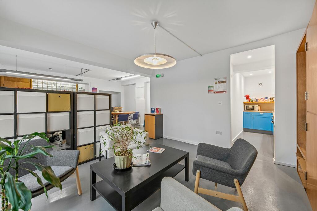 office 4.jpg