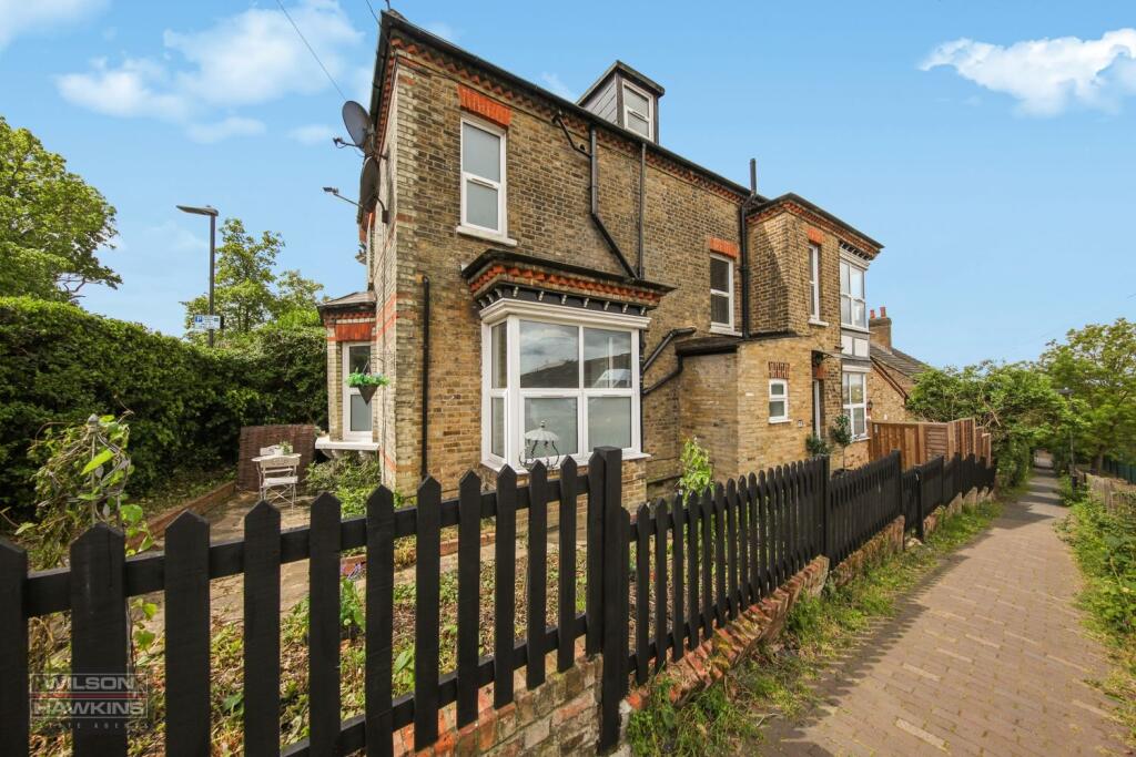 Main image of property: Middle Road, Harrow on The Hill