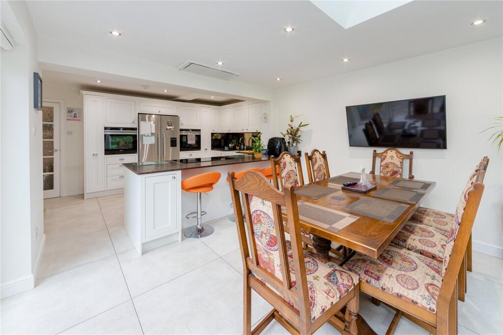 House in Radlett, Aldenham - View 5