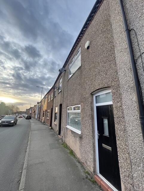 Main image of property: Manchester Road, M29