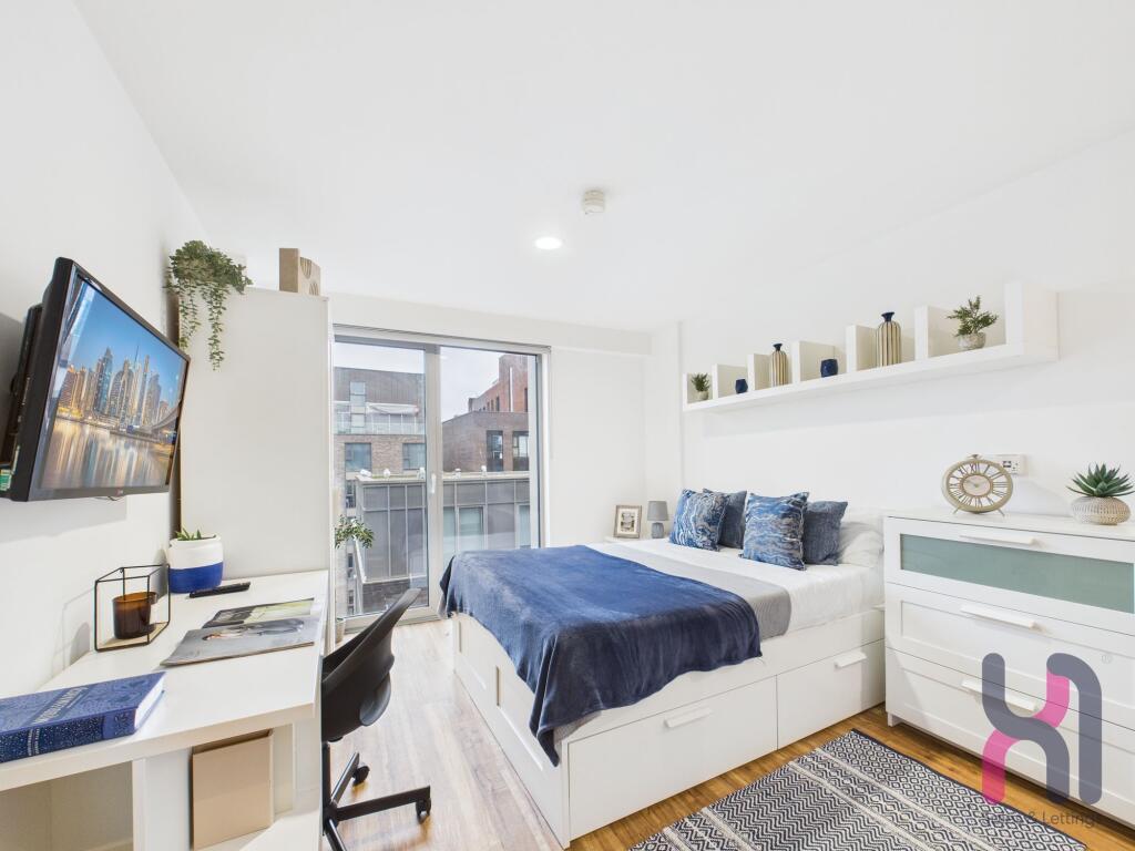 Apartment in Liverpool - View 4