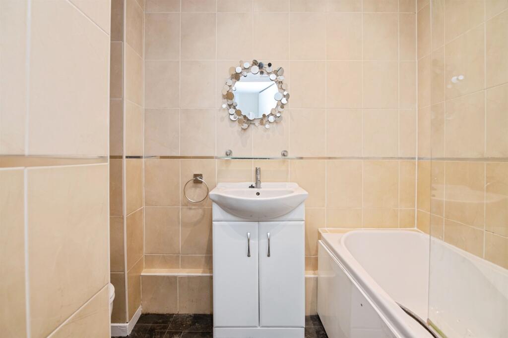 Additional image 5 of Warwick Close, Oldbury