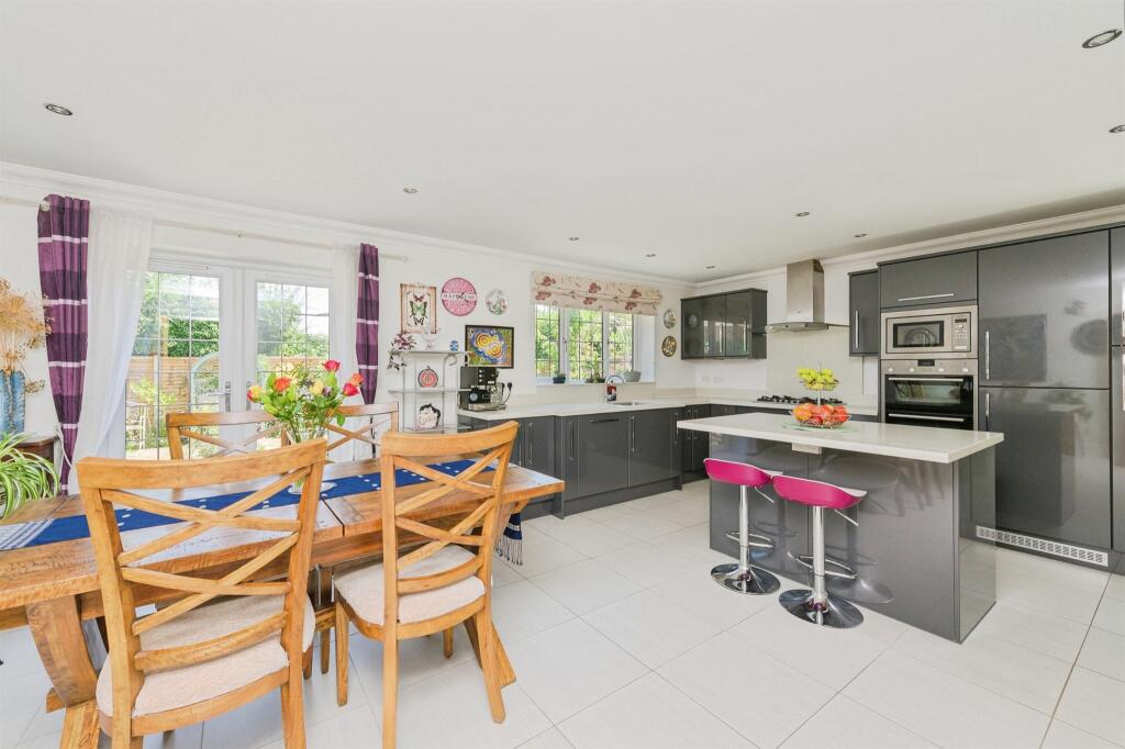House in Sutton Coldfield, Wylde Green - View 2