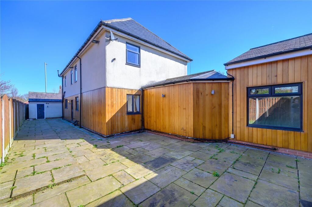 Additional image 38 of Broadway House, Wakefield Road, Drighlington, Bradford, West Yorkshire