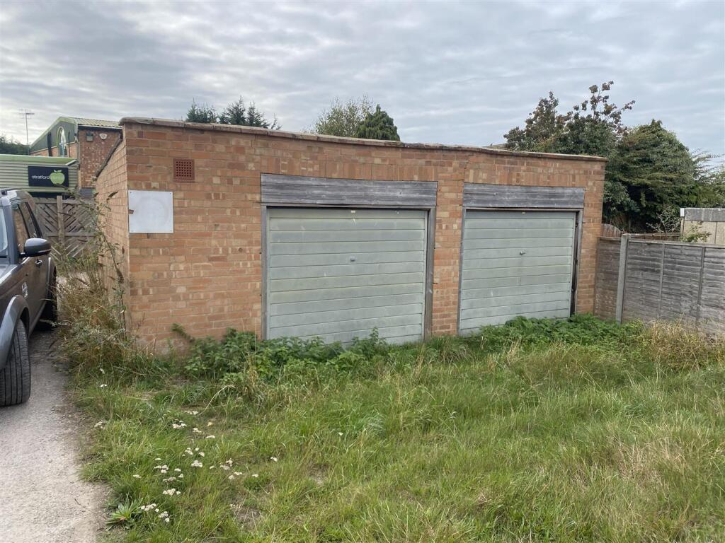 Main image of property: Evesham Road, Stratford-Upon-Avon