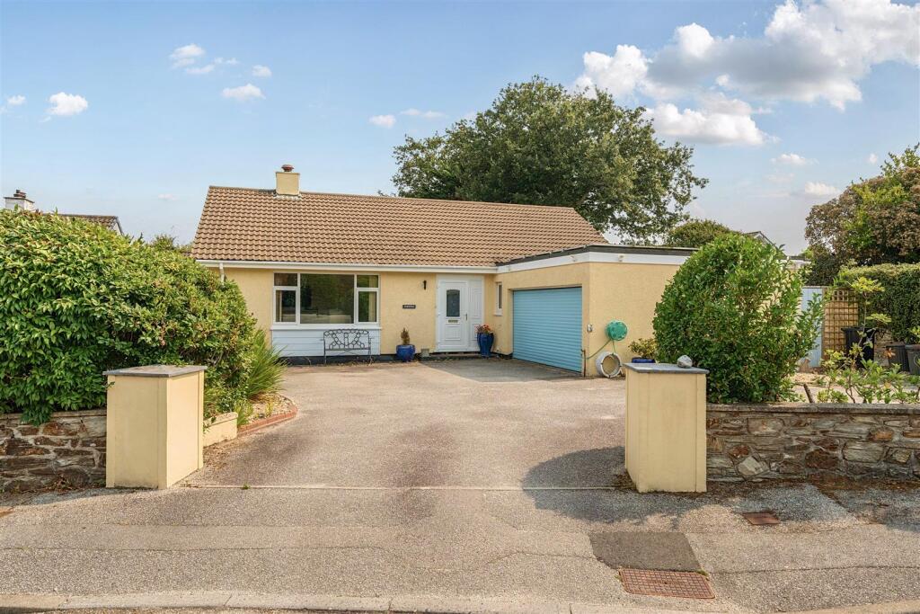 Main image of property: Dozmere Close, Feock, Truro