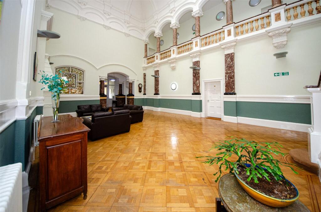 Apartment in Llandudno, Craig-y-don - More