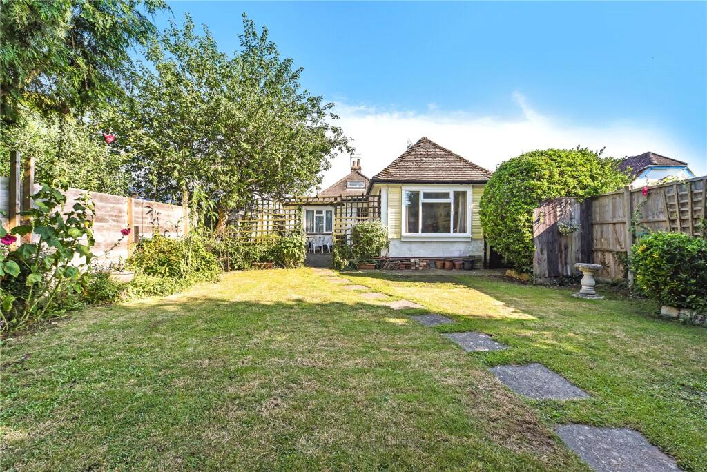 Bosham Lane, Bosham, Chichester, West Sussex, PO18 photo 3