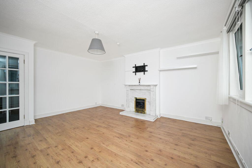 Apartment in Edinburgh - View 3