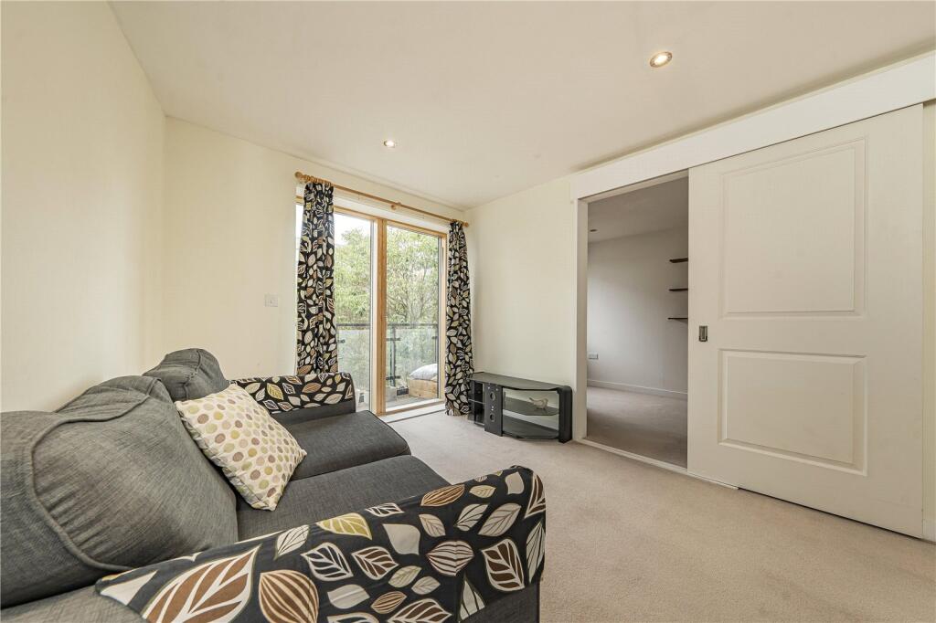 Apartment in London - View 4