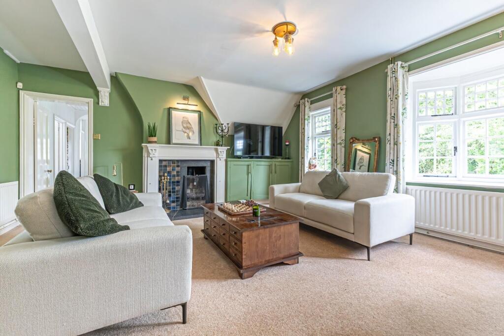 Main image of property: Mentmore