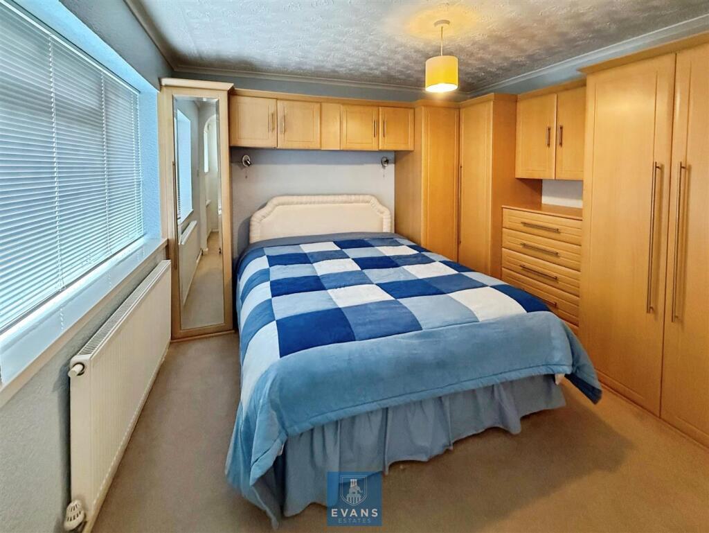 Apartment in Coventry, Eastern Green - More
