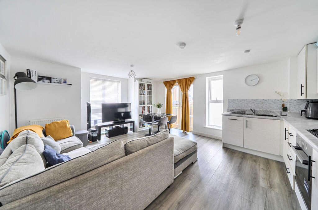 Tilling Green, Dunstable, Bedfordshire photo 3