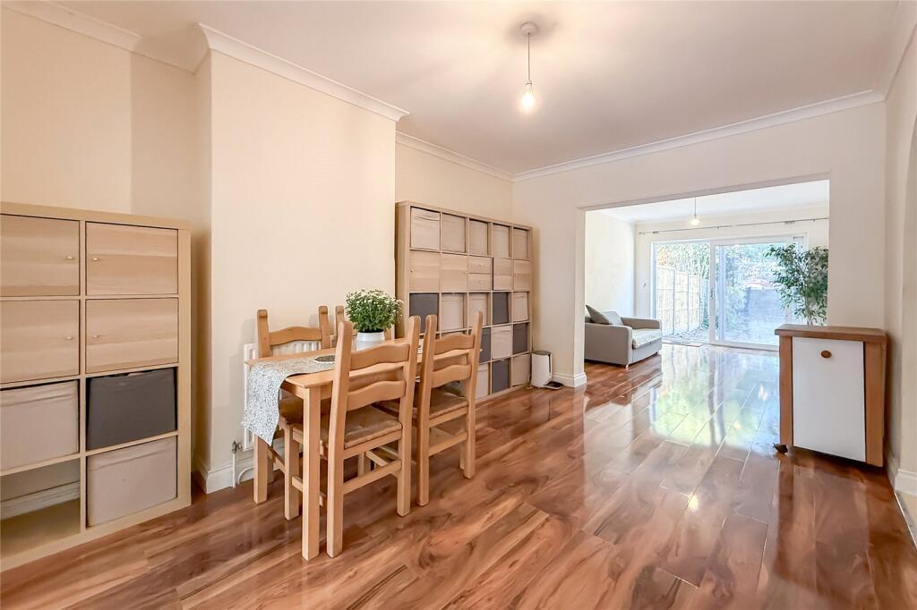 House in St Albans, The Camp - View 5